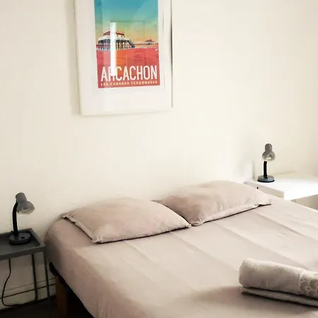 דירה Joli T2 Centre Avec Terrasse Privee & Patio בורדו