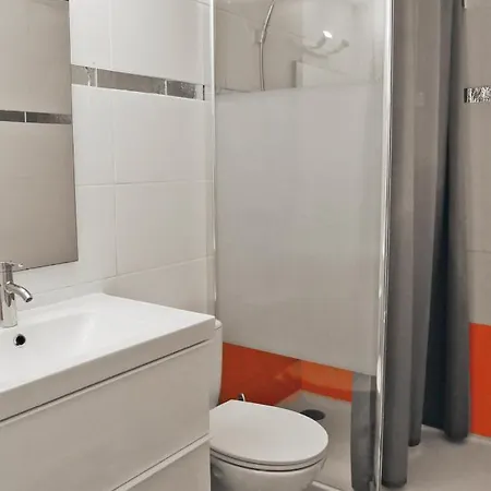 Apartment Joli T2 Centre Avec Terrasse Privee & Patio Bordeaux